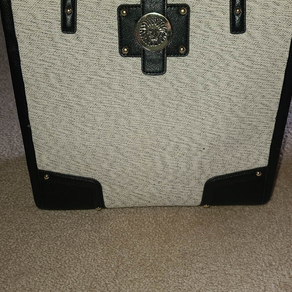 Anne Klein Elegant Black and Cream Shoulder Bag